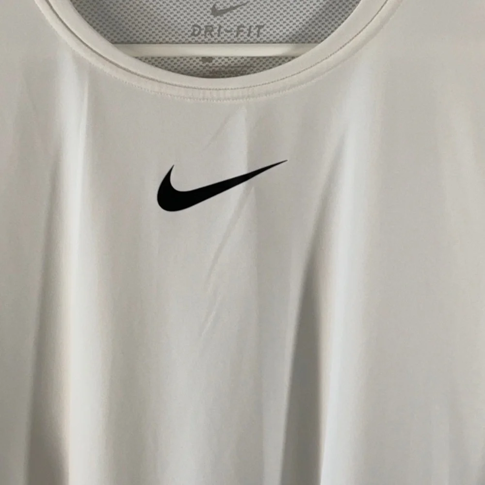 Nike Pro Men's Long Sleeve Shirt - White